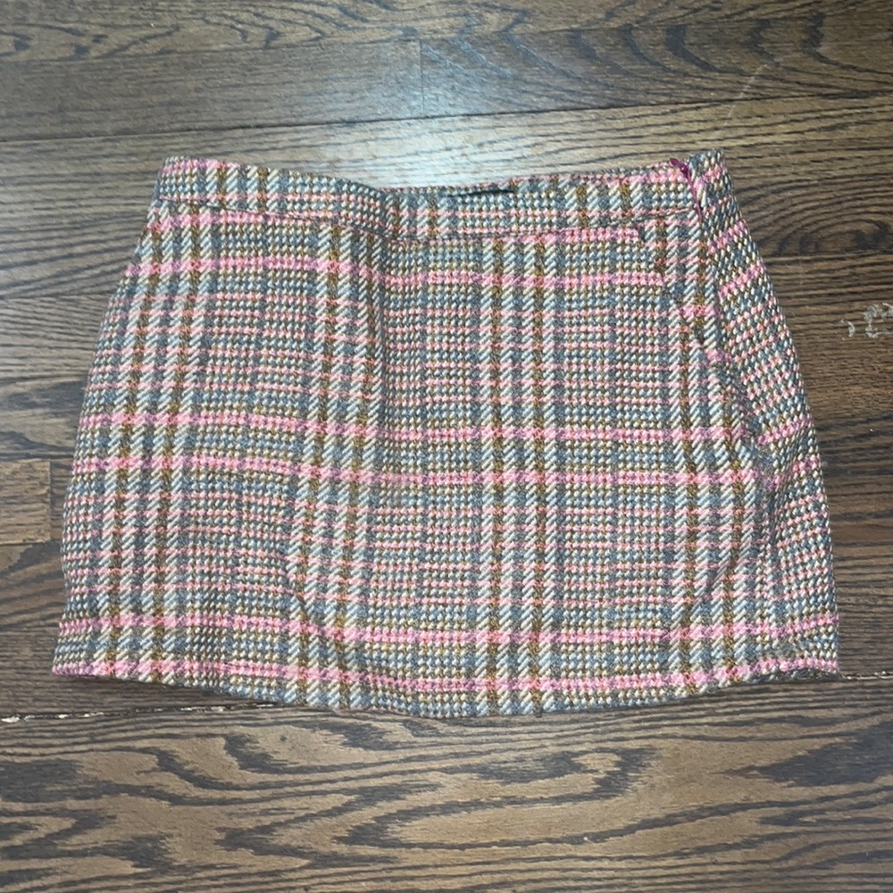 mini skirt